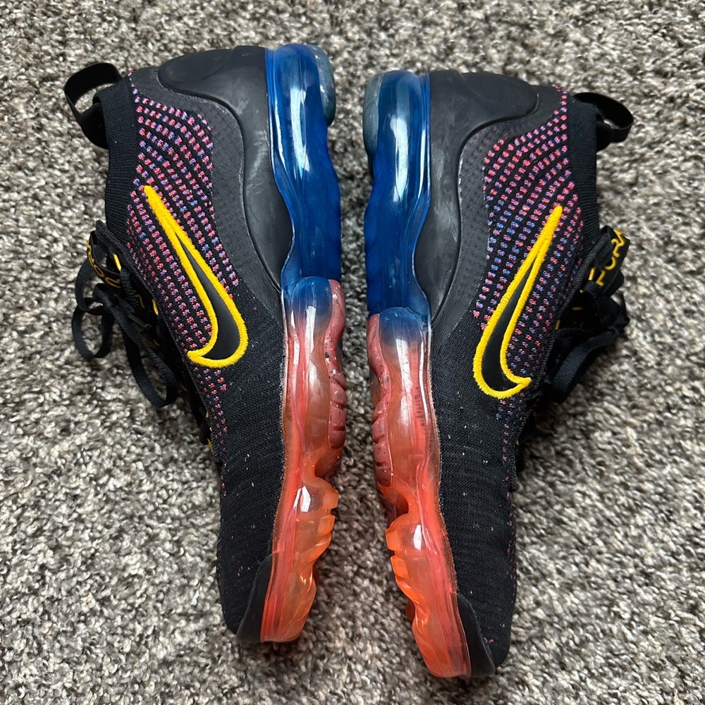 Men’s Nike Vapor Max 2021 FK Black Photo Blue Crimson University Gold Size 11.5 - Picture 5 of 8